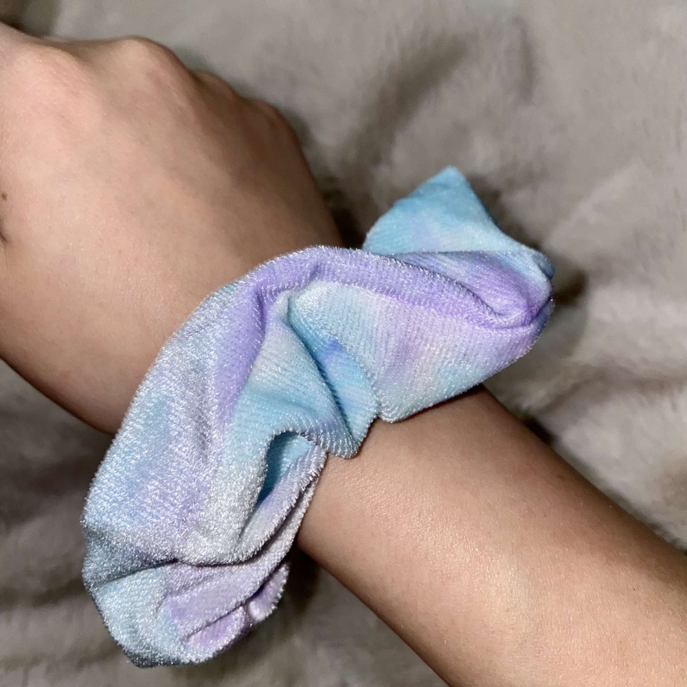 Zipper scrunchie - Picture 2 of 3